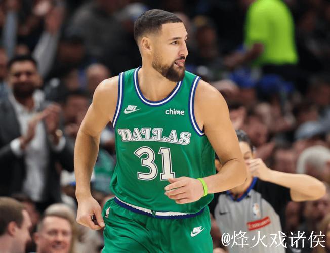 克莱18+2表现抢眼全队第二 状元27+5有惊无险 克莱18+2表现抢眼全队第二 状元27+5有惊无险